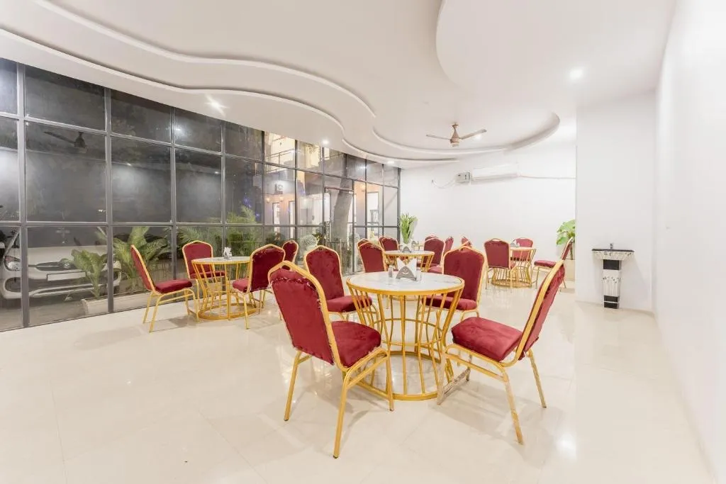 Golden Leaf Fine Dining Restaurant Interior